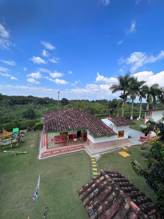 Alojamiento Campestre Hawaii Montenegro Exterior foto