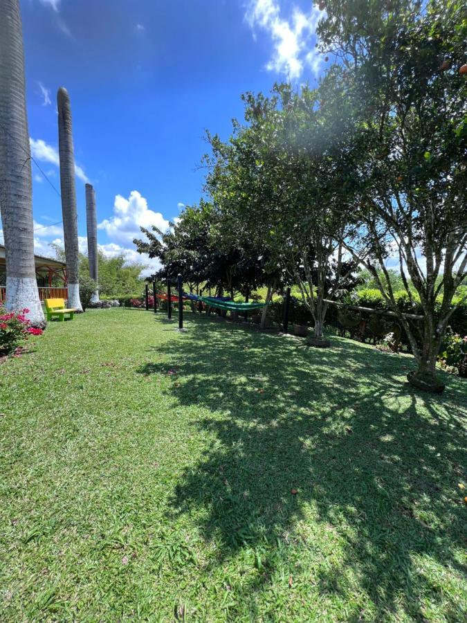 Alojamiento Campestre Hawaii Montenegro Exterior foto